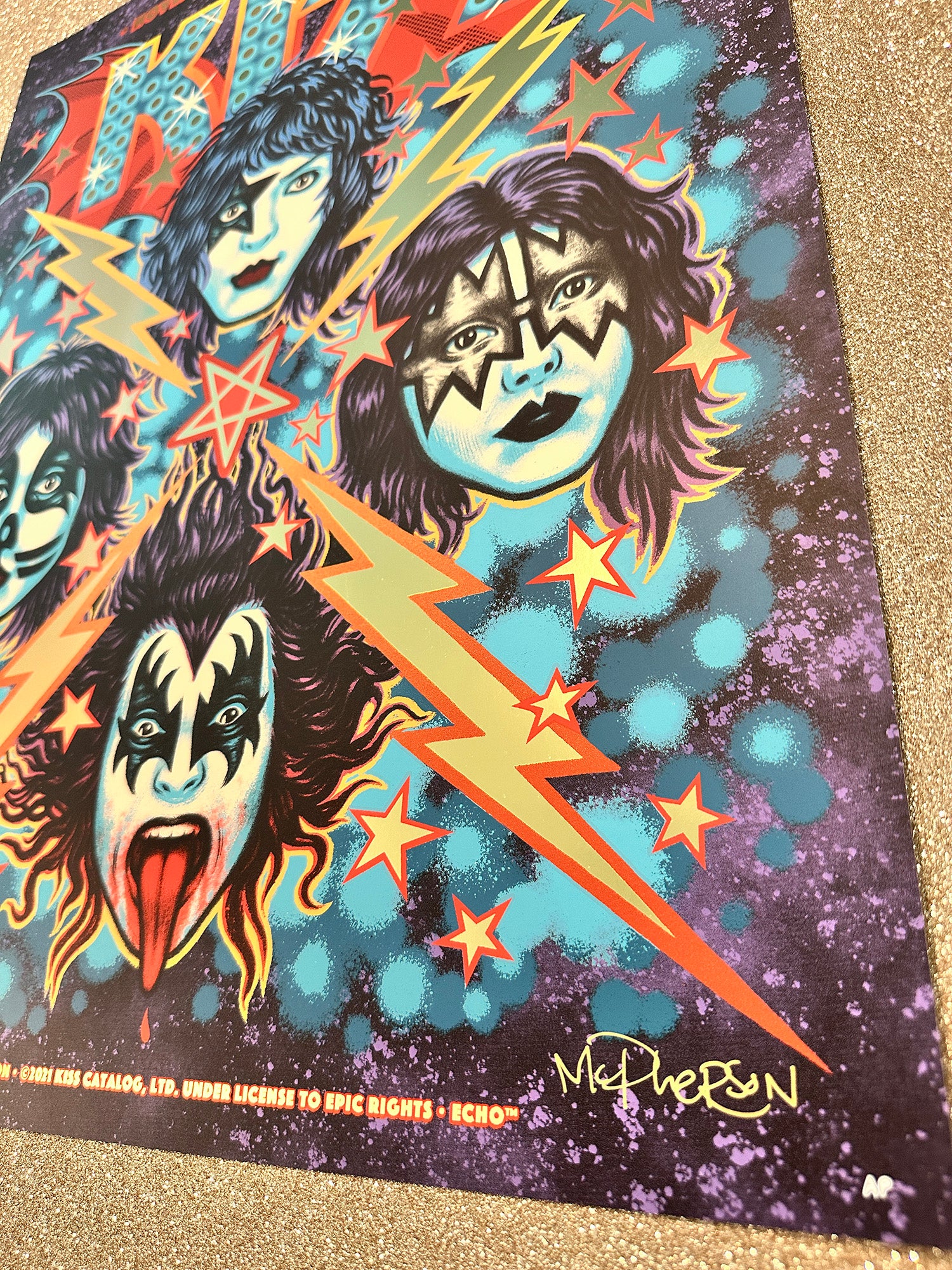 Kiss : Gold Foil AP, by Tara McPherson thumbnail 3