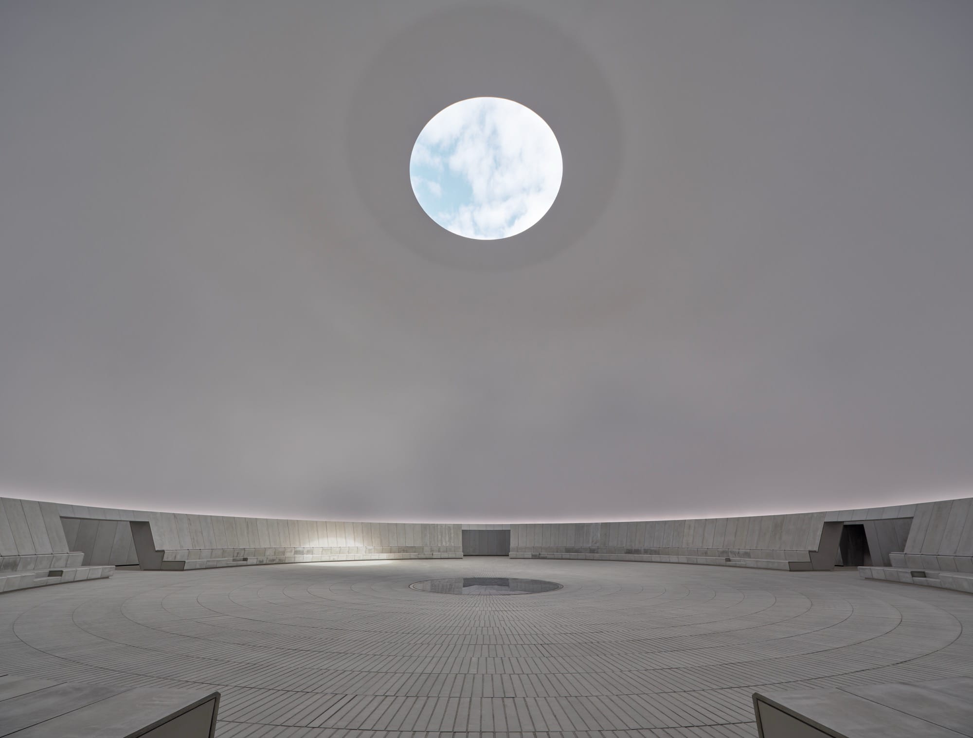 James Turrell Skyscape with a sky-filled oculus in a gray dome